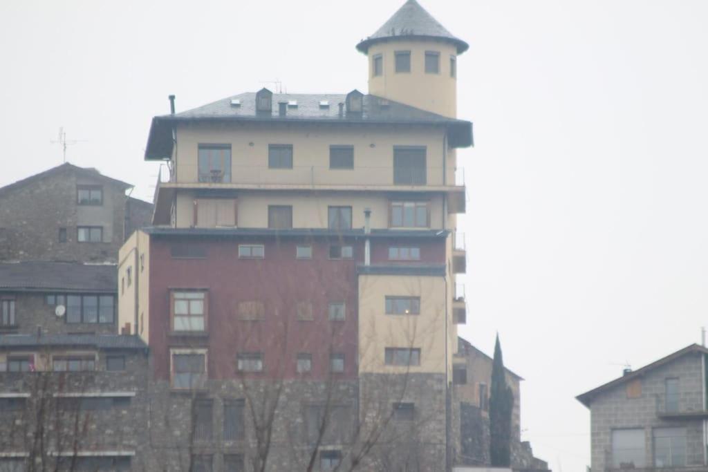 Apartament Gran Pirineu Montferrer Exteriér fotografie