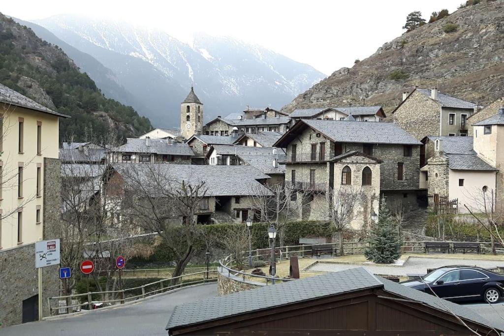 Apartament Gran Pirineu Montferrer Exteriér fotografie