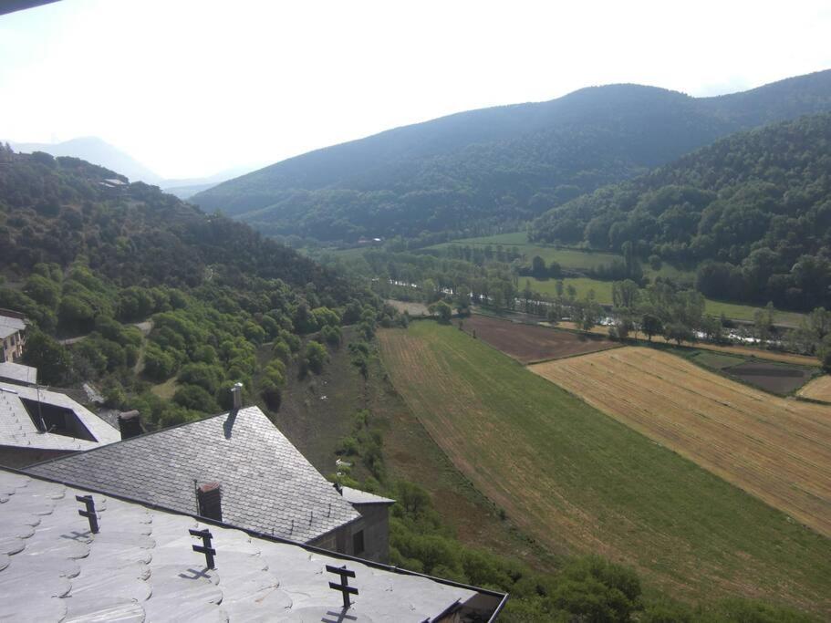 Apartament Gran Pirineu Montferrer Exteriér fotografie