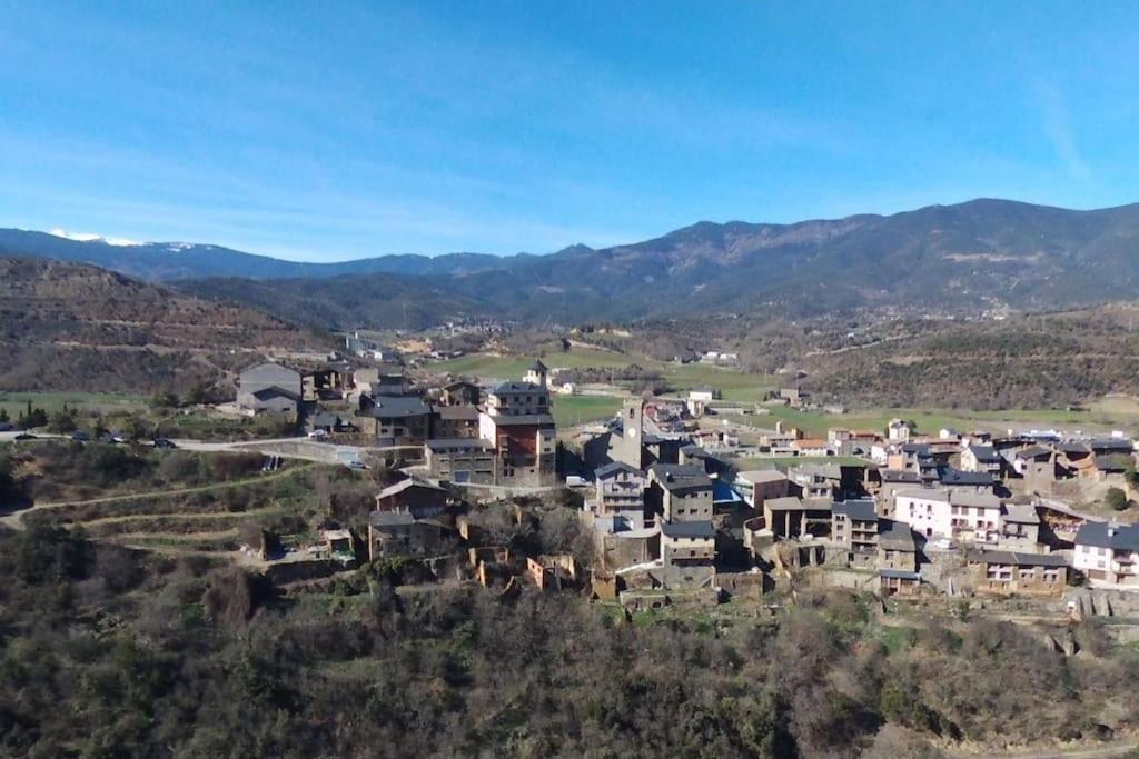 Apartament Gran Pirineu Montferrer Exteriér fotografie